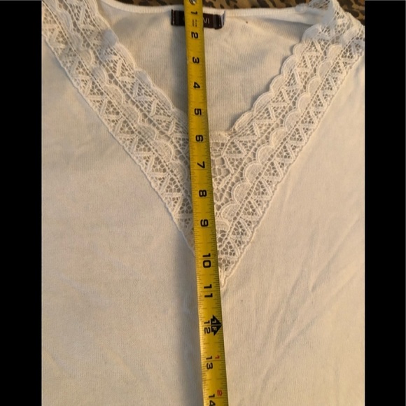 XCVI large white knit poncho with fringe & sleeves fits med-XL - Picture 6 of 11